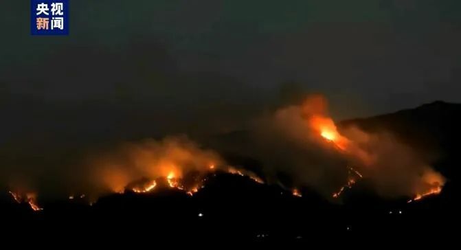 云南丽江突发山火 视频，丽江火山爆发 
