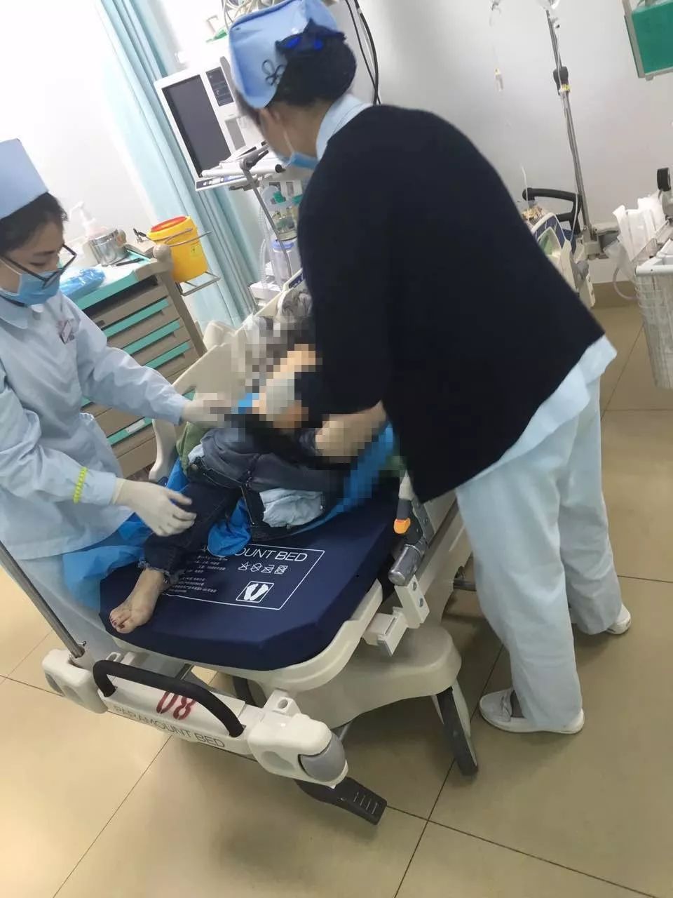 女子突发精神行为异常，突发精神异常可能原因 